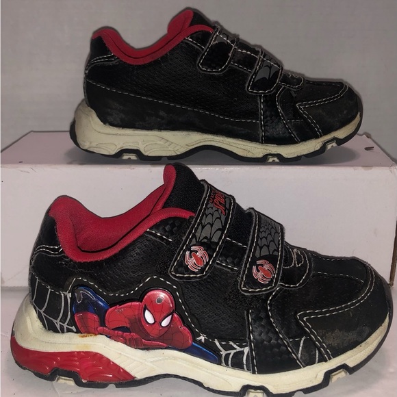 Marvel Spider-Man Sneakers Toddler Sz 8 Velcro Closure Black Red lite-up135639 - Picture 1 of 7